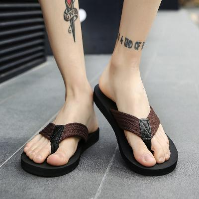 China Best Price Cushioning Flip Flops Slippers Men Slippers New Style High Quality Outdoor Casual Lightweight Slippers for sale