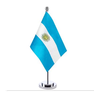 China Custom Sports Club 14*21cm Argentina Table Polyester Printed Flag National Country Office Flag With Low Pole for sale