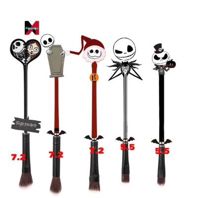 China Angular Blush New Design Christmas Style Makeup Brush Set Skull Eyeshadow Detail Brush For Women Halloween Gift for sale