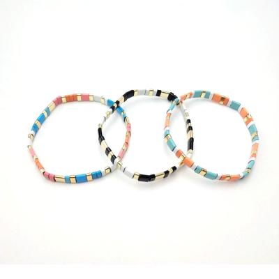 China FASHIONABLE Premium Quality Personalized Fashion Popular Rice Bead Beaded Color Bracelet Glass Women for sale