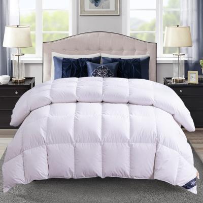 China 100% Cotton All Season 100% Cotton OEM Quilted Comforter Luxury Lightweight White Goose Down Comforter for sale