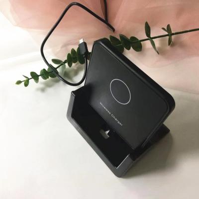 China New Arrivals Amazone 10W Mobile Phone Charger Mirco Qi Fast Wireless Charger Wireless Charging Stand For iPhone 11/12 for sale