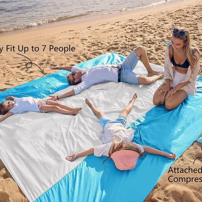 China Sand Nylon Free Oversized Portable Camping Picnic Beach Waterproof Covering Mat for sale