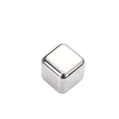 China Custom Logo Eco - Friendly Stainless Steel Square Shape Bar Utensils Whiskey Ice Cubes Used For Refrigerating Drinks for sale