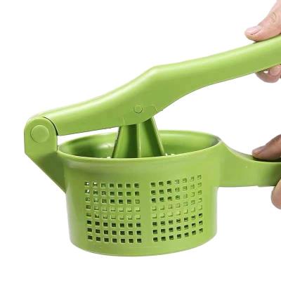 China Viable Vegetable Dehydrator Extra Large Vegetable Fruit Squeezer Household Squeezer Manual Quick Water Juice Squeezer for sale