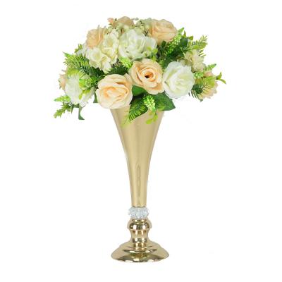 China Wedding decoration metal flower vase, gold trumpet vase for wedding table centerpieces/home decor/party decoration for sale