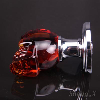 China Modern Low Price Crystal Skull Knobs For Cabinets, Specialty Glass Drawer Pull for sale