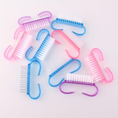 China Nail Tool Hot Sale Professional Salon Nail Clean Sweep Plastic Nail Dust Sweep Nail Small Size Cleaning Brush for sale