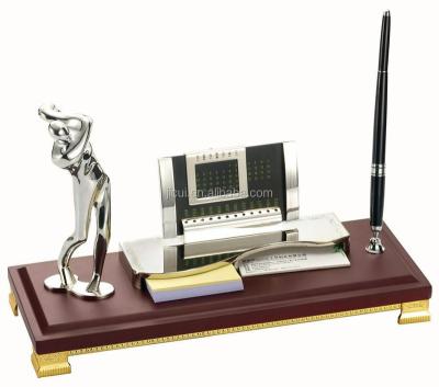 China Europe Golf Wooden Desk For Office Gift Clock for sale