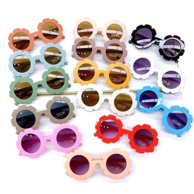 China Fashion Sunglasses Lucky Kids Flower Sun Glasses Baby UV400 Little Girls Glass Sunglasses for sale