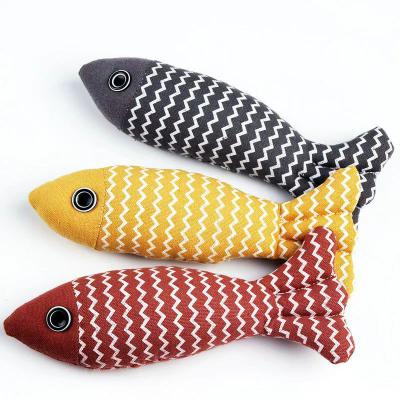 China Hot Selling Viable GP143 Cat Pillow Pet Fish Shape with Cat Mint Cloth Doll Tooth Grinding Cleaner Chewing Toy for sale