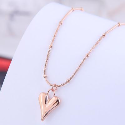 China Fashion Gold Color Stainless Steel Heart Durable Korean Charm Chain Necklace Jewelry Gift For Women for sale