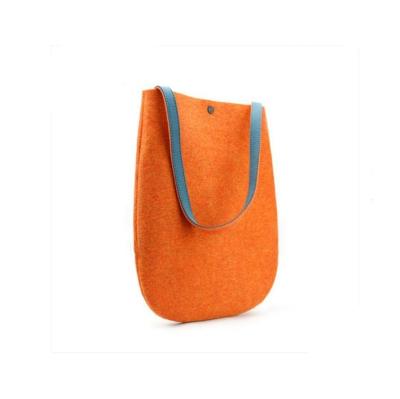 China 2022 fashion new fashion simply eco-friendly cheap custom logo soft wool felt girls shoulder bags for sale