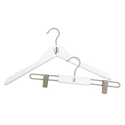 China Casual Customs Wooden Hangers for Fabrics Hanger Wholesale Manufacturers for sale