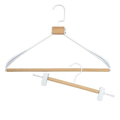 China Amazon Hot Sale Casual Metal Wire Hanger for Clothes Pants Hanger Metal Hanger for Space Saving and Storage for sale