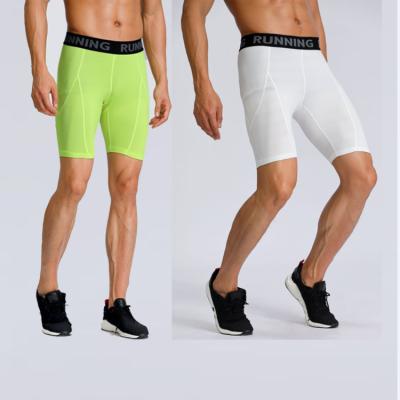 China 2021 Anti-Wrinkle Men Fashion Lightweight Sport Seamless Gym Shorts Fitness Clothing Shorts for sale