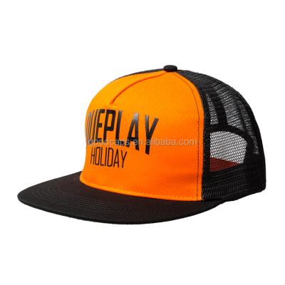 China COMMON Printed Customized Logo Mens 5 Panel Mesh Trucker Hats Flat Brim Baseball Caps And Hats à venda