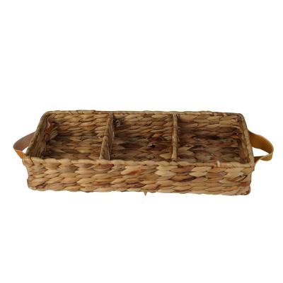 China Sustainable Wholesale Handmade Christmas Gift Baskets Empty Water Hyacinth Basket Woven Basket Woven Basket For Storage for sale