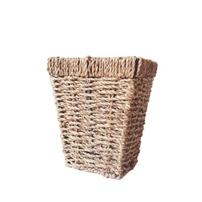 China 2021 Sustainable Business Weekly New Products Wholesales Handmade Woven Water Hyacinth Sea Grass Storage Basket for sale