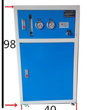 China Laboratorio de acero inoxidable Máquina de agua ultrapura 40l/h 220v en venta