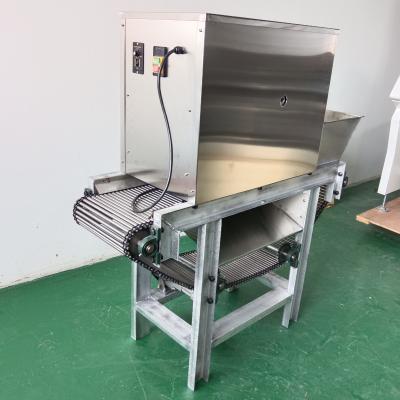 China 150 kg/H-5000 Kg/H Zwiebelschäler Automatische Kettenmaschine Knoblauchschälmaschine Zwiebelschälmaschine zu verkaufen