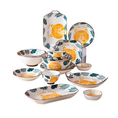 China Tiger Design Luxury Cheap Wholesale Dinner Disposable Ceramic Porcelain Dish Set Dinnerware Sets Floral Dinnerware for sale