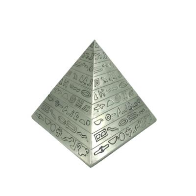 China Pyramid Metal Zinc Alloy Design Polished Ashtray for sale