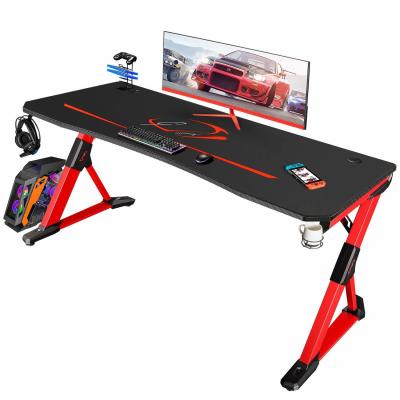 China Plastic Surface Z-Shaped Gaming Desk with Handle Rack Cup Holder and Headphone Hook for sale