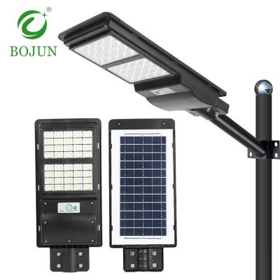 China ROAD High Lumen Ip65 Outdoor Waterproof Road 60w 90w 120w Led All In One Integrated Solar Street Light for sale