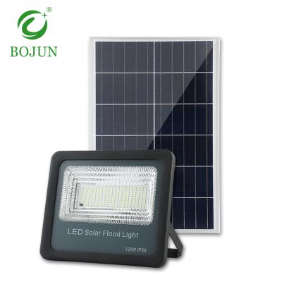 China High quality waterproof Ip66 40 60 120 200 outdoor sports stadiums 300W solar floodlight for sale