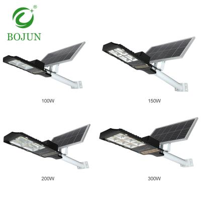 China ROAD 100w Outdoor 150w 200w 300w New Arrival Waterproof Ip66 Separate Led Solar Street Lights for sale