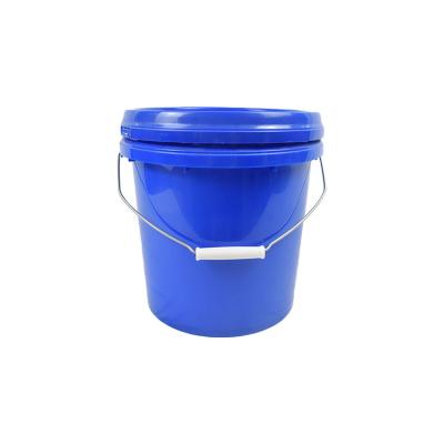 China pp wholesale high quality cylindrical plastic 10l water buckets with lid plastic for sale