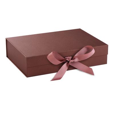 China Many Colors Recyclable Closures Ribbon Gift Packaging Magnetic Unique Advert Box Lightweight Folding Box for sale