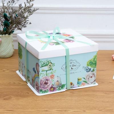 China Recycled Materials High Grade Cake Packaging Desserts Box Portable Double Cake Box Birthday Cake Packaging Box for sale