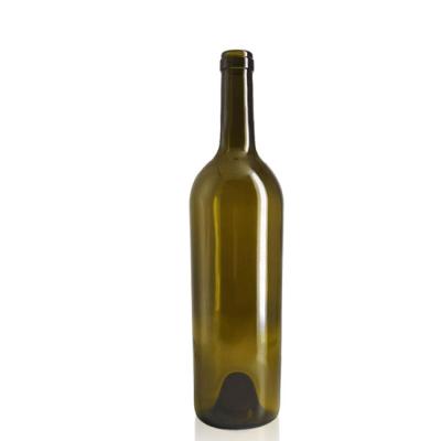 China Classic Good Quality 750ml Wine Beverage Bottles Glass Bottle Lightweight Wine Bottle for sale