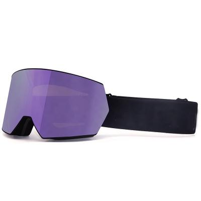 China Magnetic Lens Adult Ski Goggles, 100% UV Protection Snow Goggle Anti-scratch Anti-scratch Optical Insert for sale