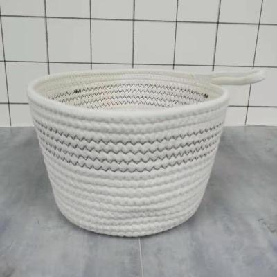 China Best Viable Wholesale Round Craft Organizer Basket Towels Cotton Shallow Rope Woven Storage Baskets With Handles for sale