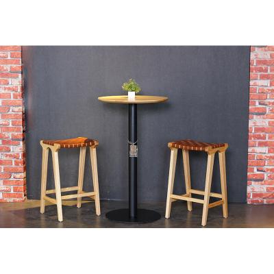 China Modern Bar Chair Hotel Home Furniture Manufacturer Solid Wood Horse Saddle Wood Frame Leather Woven Bar Stool for sale