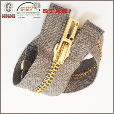 China Auto Lock 5# Gold Open End Brass Shiny Zipper for sale