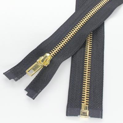 China Canada Durable Hot Selling Durable Zipper Tapes Zipper For Garment for sale