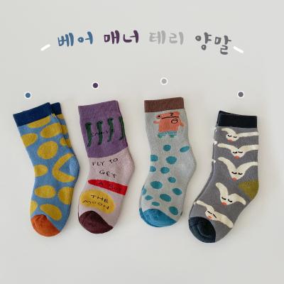 China Children Warm Comfortable Thick Terry Socks Korean New Trendy Dots Cartoon Bear Best Kids Terry Socks Winter Antibacterial From Wholsale for sale