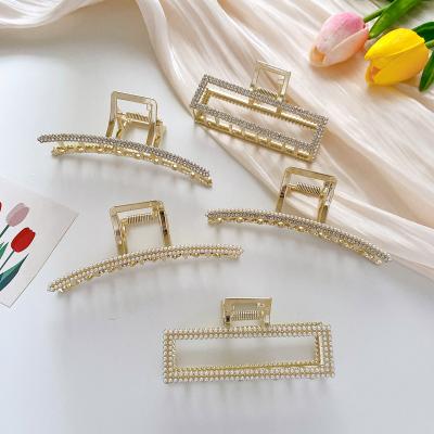 China New Design Pearl Rhinestone Metal Hair Claw Clip Alloy Hair Claw Korean Women Girls Hair Decoration for sale