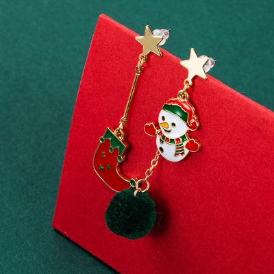 China New FASHIONABLE Christmas snowman dripping oil ball alloy hair earrings European and American Christmas earrings boots for sale