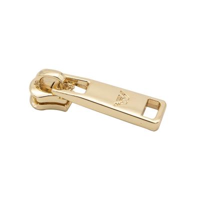 China Custom Logo Wholesale Bag Metal Puller Zipper Sliders Gold Metal Alloy Handbag Hardware Metal Hardware Zipper Pull Gold Nickel Free Slider for sale