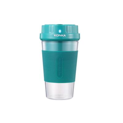 China USB Rechargeable Blender Rechargeable Handheld Sports Mini USB Travel Portable Blender Gym Smoothie Juice Blenders for sale