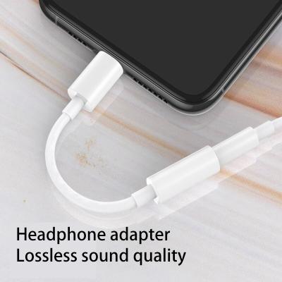 China IOS System Lighting To 3.5 Mm Audio Earphone Jack Adapter For Apple iPhone iPad for sale