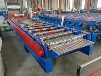 China trapezoidal galvanized roofing panels rolls forming machine with film laminating Te koop