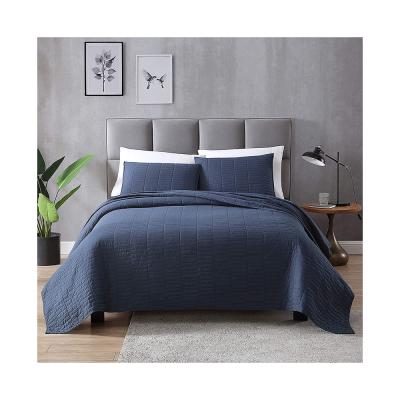 China Qualified Modern Stitched Soft Bedspread Anti-static Light Microfiber Quilted Bedspread 3 Piece Summer Comforter Set for sale