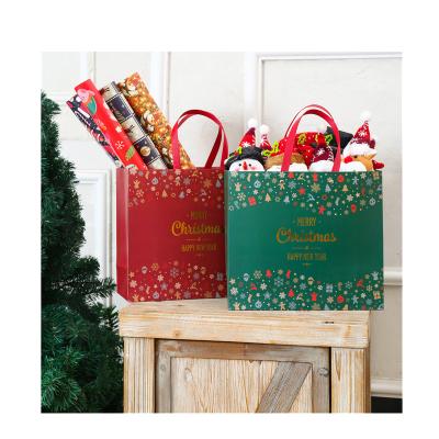 China Materials SY Free Sample Christmas Handmade Colorful Decorative Gift Paper Bags Recycled Packing Sets for sale