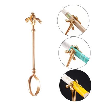 China Eco-Friendly Fctory Direct Sales Bee Ring Cigarette Holder Small Men And Women Smoking Cigarette Holder Clip for sale